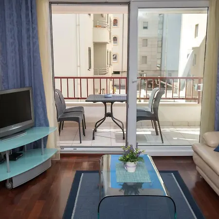 アパート Makarska Apartment マカルスカ
