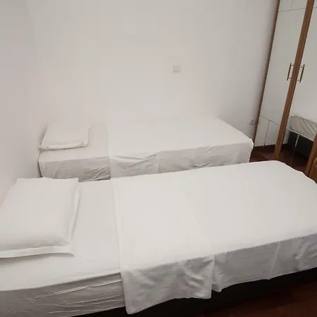 Makarska Apartment マカルスカ
